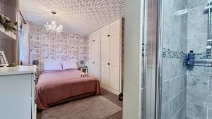 Photo 16- click for photo gallery